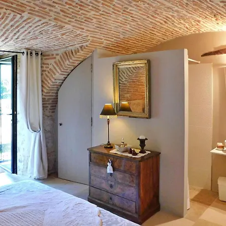 Le Relais De Nyaraló *